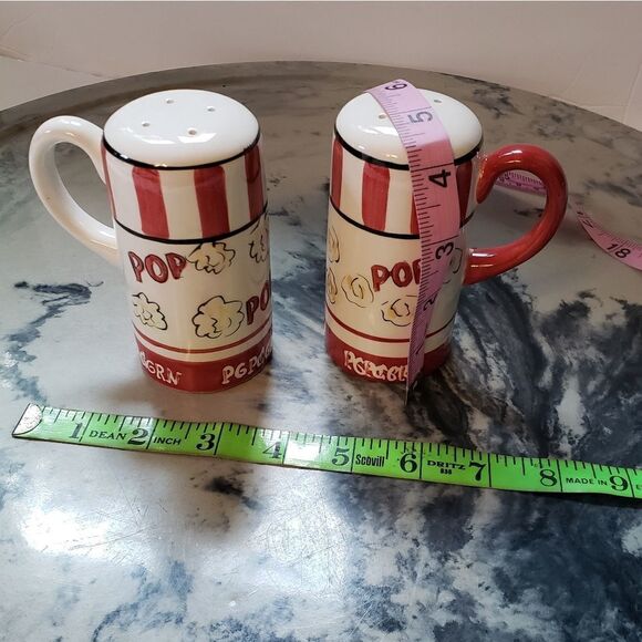 Popcorn Salt & Pepper Shaker - Picture 7 of 7